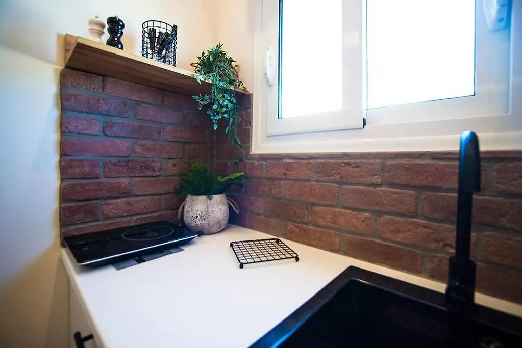 Wanderer, Nilie Hospitality Mgmt Apartment Salonic 0*,